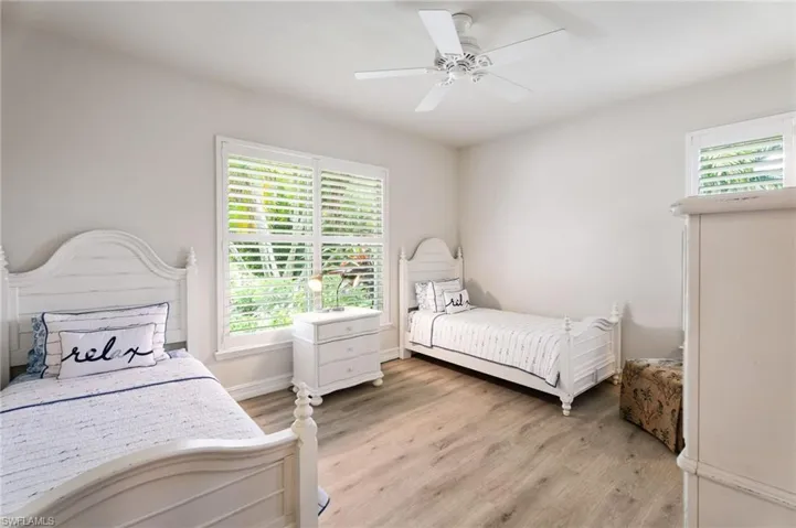 1523 Hermitage Ln, Cape Coral, Florida 33914