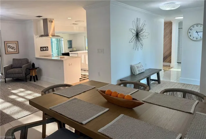 2120 Sandpiper St, Naples, Florida 34102