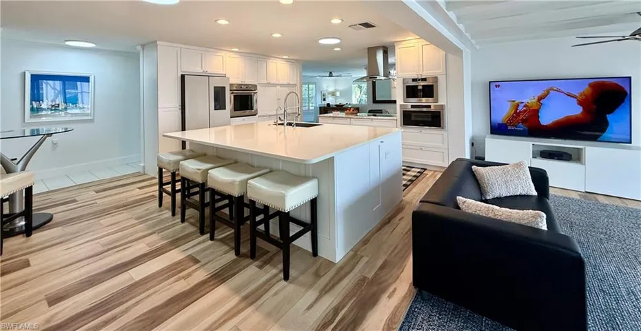 2120 Sandpiper St, Naples, Florida 34102