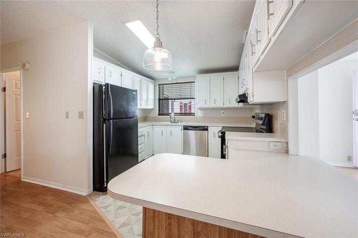 140 Arctic WAY E # 140, NAPLES FL 34104