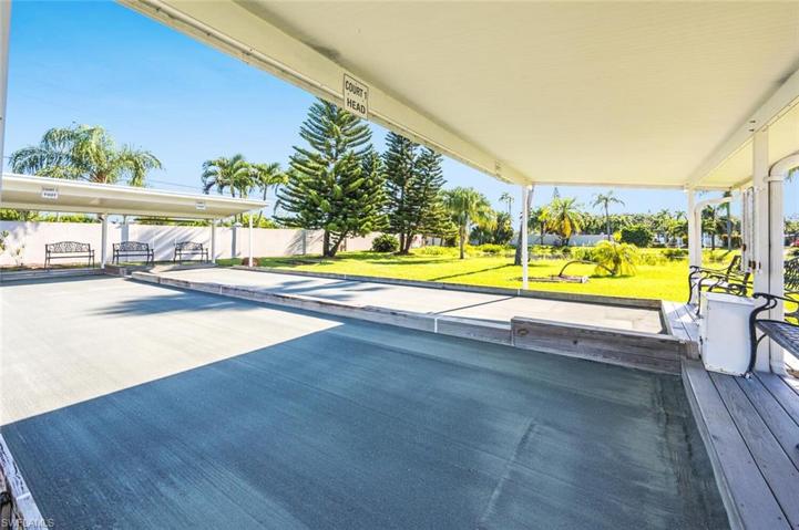 140 Arctic WAY E # 140, NAPLES FL 34104