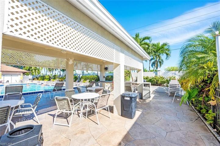140 Arctic WAY E # 140, NAPLES FL 34104
