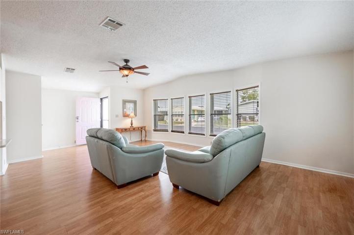 140 Arctic WAY E # 140, NAPLES FL 34104