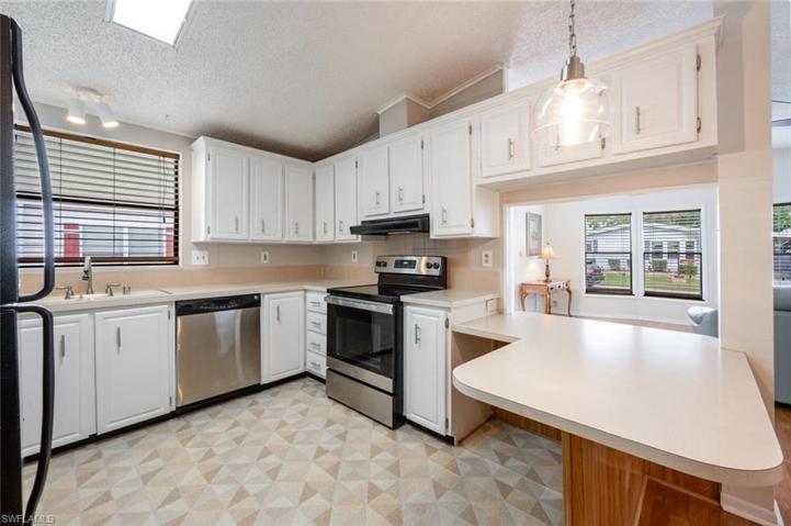 140 Arctic WAY E # 140, NAPLES FL 34104