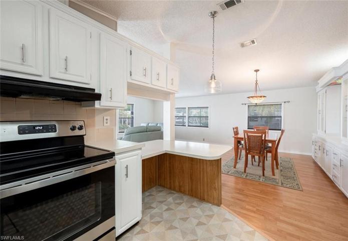 140 Arctic WAY E # 140, NAPLES FL 34104
