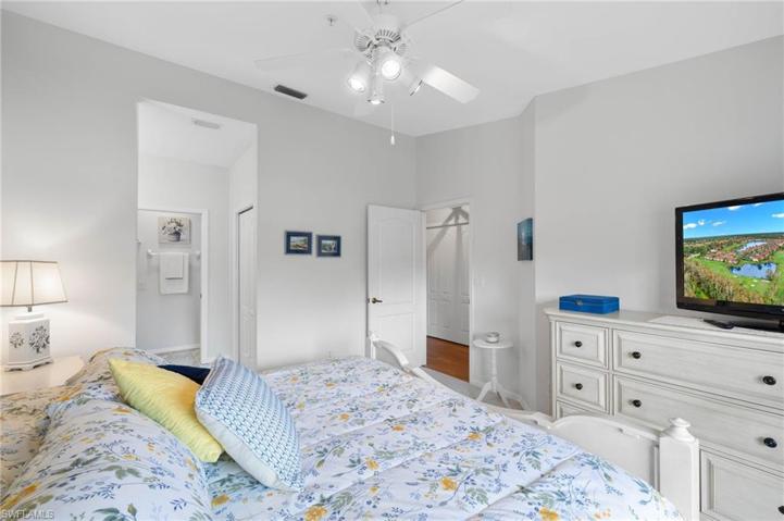 2925 Cypress Trace CIR # 202, NAPLES FL 34119