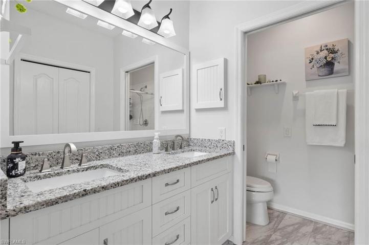 2925 Cypress Trace CIR # 202, NAPLES FL 34119
