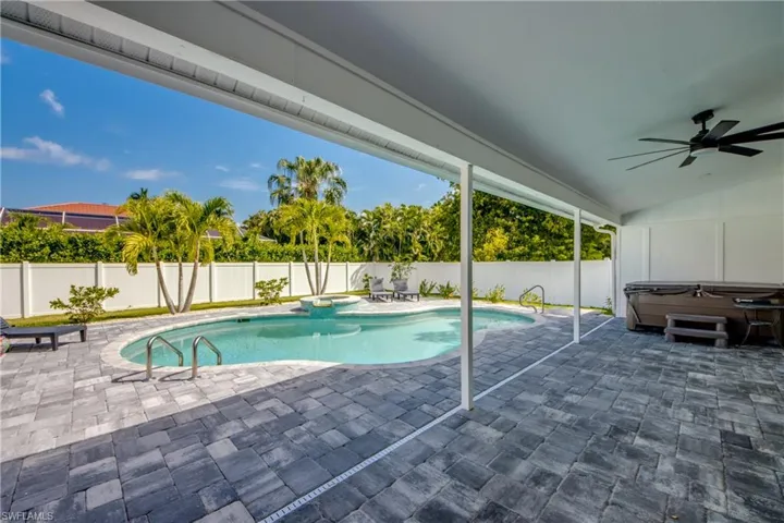 2839 Cape Coral Pkwy W, Cape Coral Fl 33914