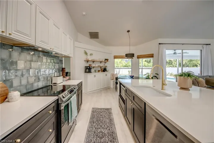 2839 Cape Coral Pkwy W, Cape Coral Fl 33914