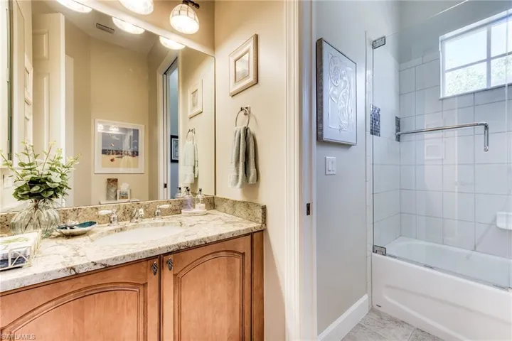 Guest bath between bedrooms 2 & 3