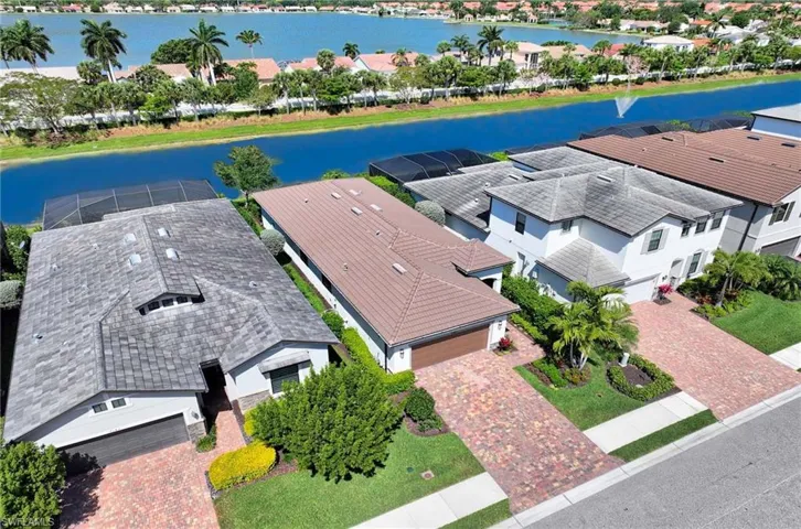 7187  Wilton  DR, Naples, FL 34109
