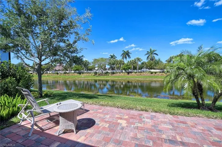 7187  Wilton  DR, Naples, FL 34109