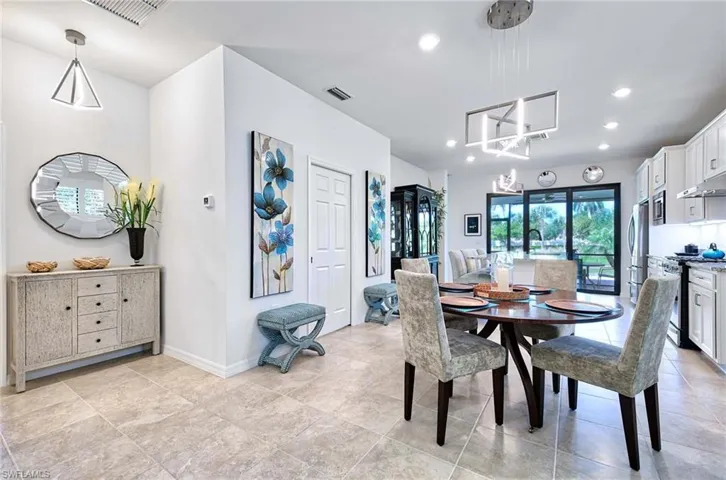 7187  Wilton  DR, Naples, FL 34109