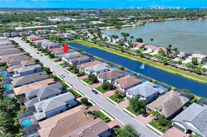 7187  Wilton  DR, Naples, FL 34109
