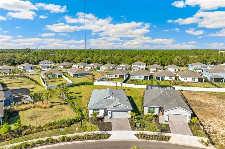 15850  Blue Ridge  WAY, Babcock Ranch, FL 33982