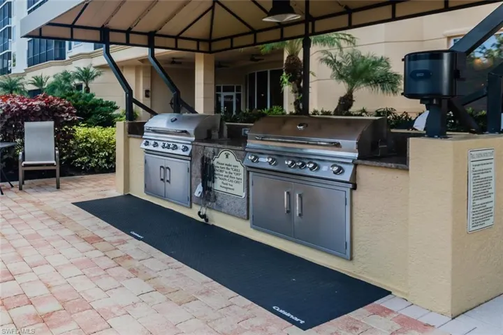 1065 Borghese Ln # 303, Naples, Florida 34114