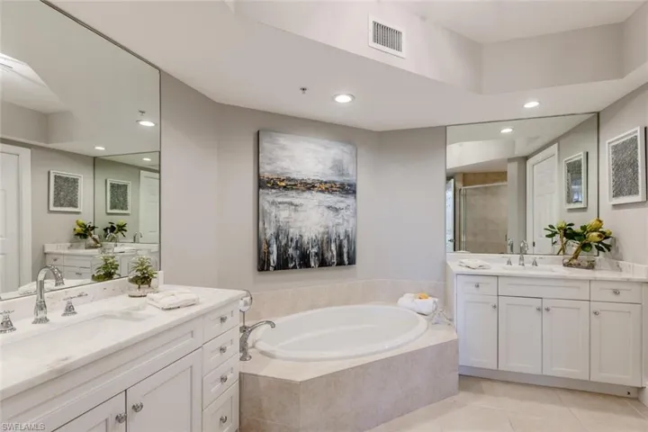1065 Borghese Ln # 303, Naples, Florida 34114