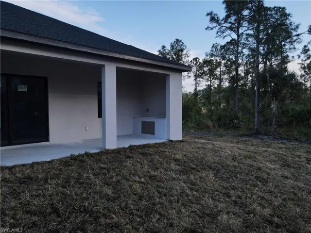 909  Desoto  AVE, Lehigh Acres, FL 33972