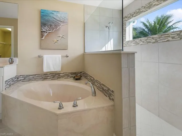 2026 Terrazzo Ln, Naples, Florida 34104