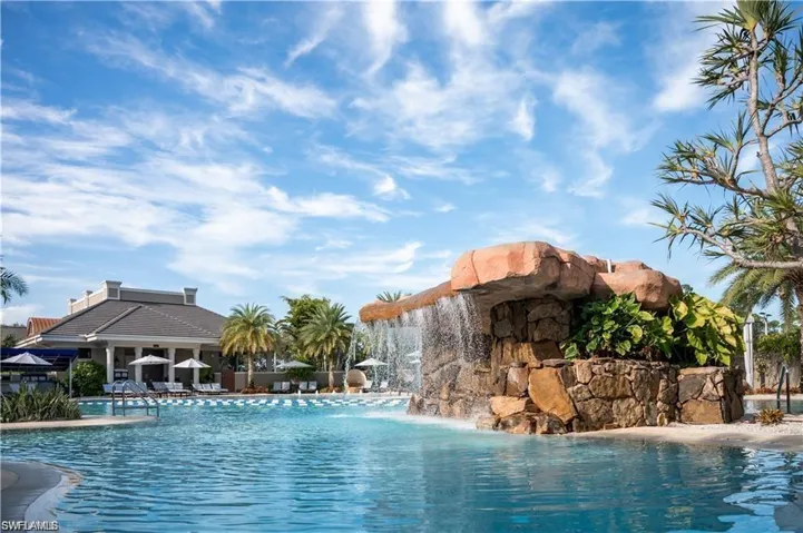 2701 Buckthorn Way, Naples, Florida 34105