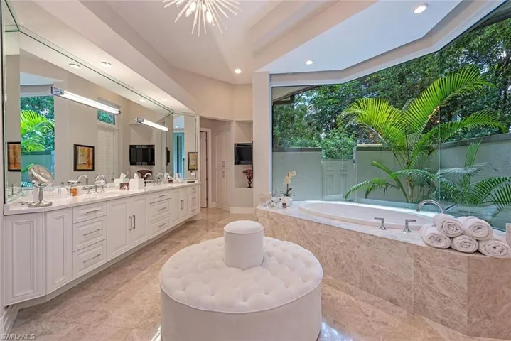 2701 Buckthorn Way, Naples, Florida 34105