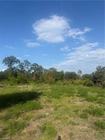 322 Wellington Ave, Lehigh Acres, Florida 33936