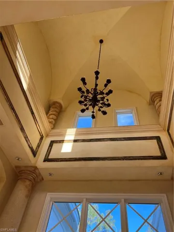 Foyer Ceiling