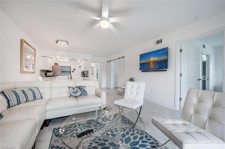 416 Valerie WAY # 101, NAPLES FL 34104