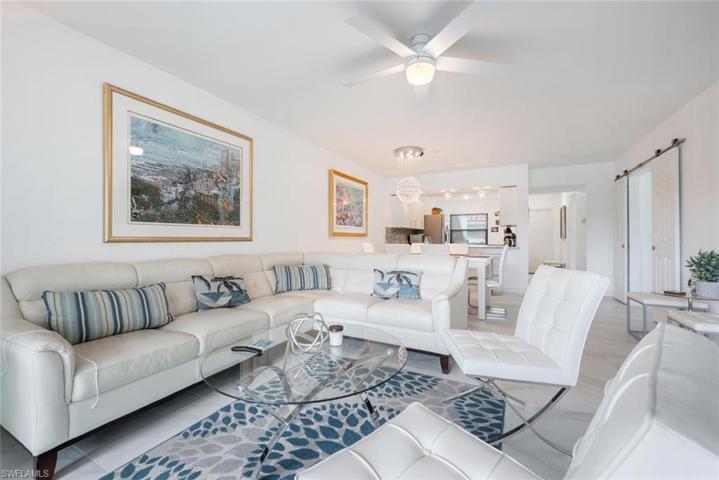 416 Valerie WAY # 101, NAPLES FL 34104