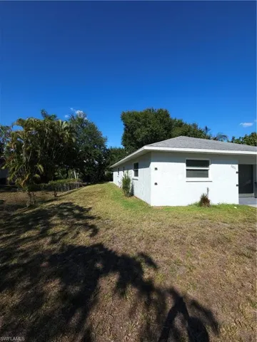 2826 West Rd, Fort Myers, Florida 33905