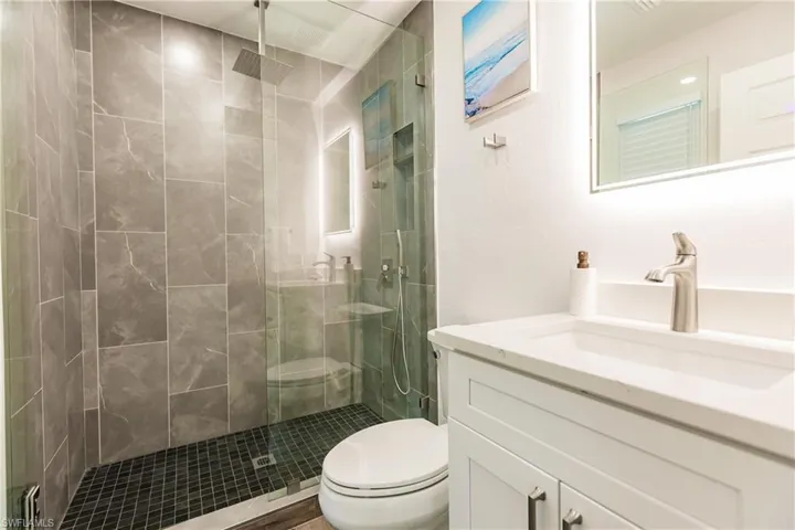 27136  Edenbridge  CT, Bonita Springs, FL 34135