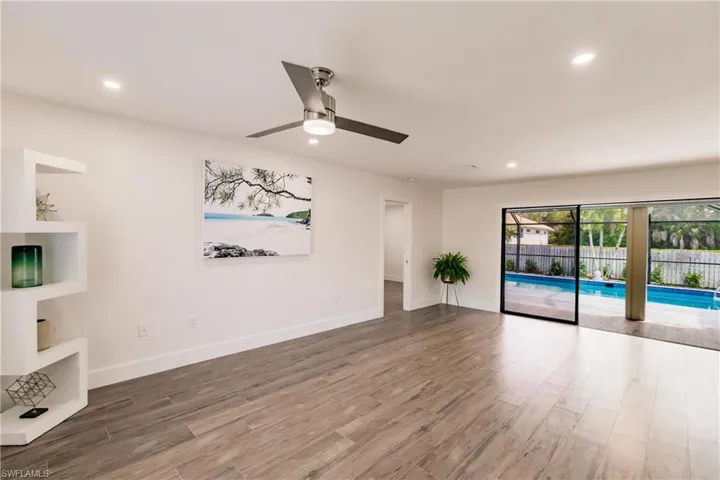 27136  Edenbridge  CT, Bonita Springs, FL 34135