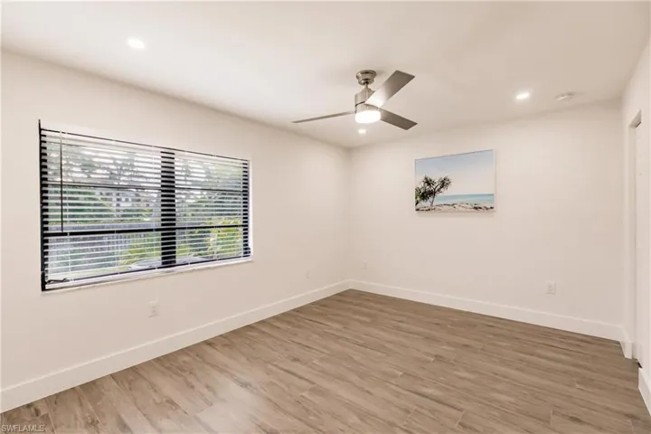27136  Edenbridge  CT, Bonita Springs, FL 34135
