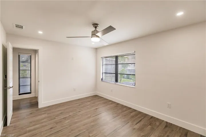 27136  Edenbridge  CT, Bonita Springs, FL 34135