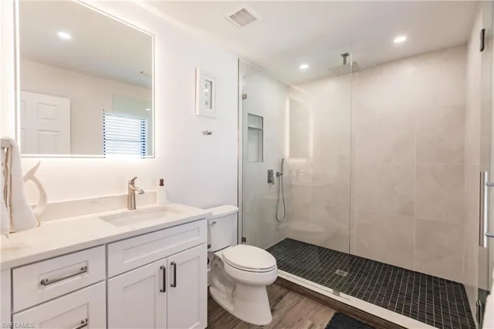 27136  Edenbridge  CT, Bonita Springs, FL 34135