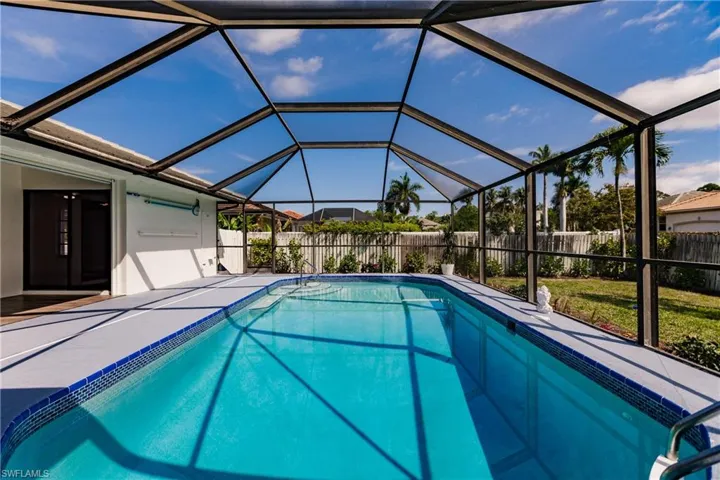 27136  Edenbridge  CT, Bonita Springs, FL 34135