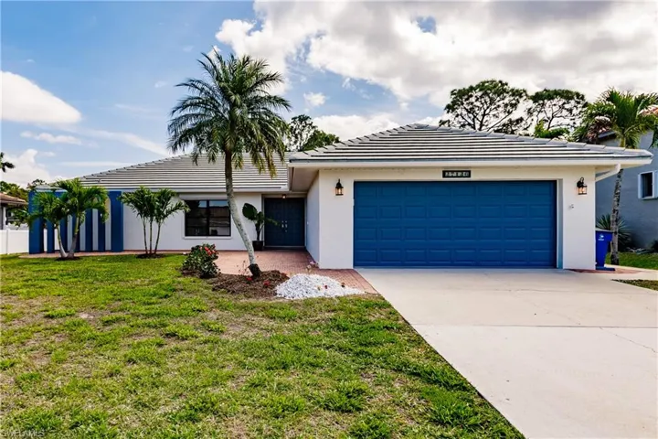 27136  Edenbridge  CT, Bonita Springs, FL 34135