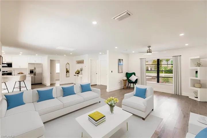 27136  Edenbridge  CT, Bonita Springs, FL 34135