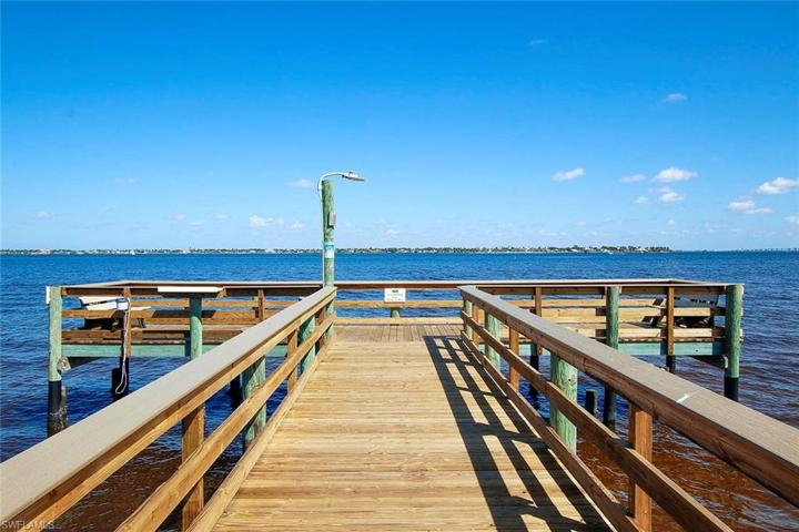 Pier