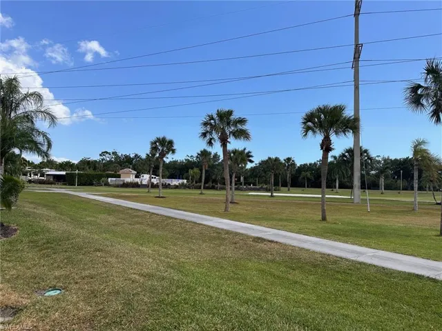 1307 Silver Lakes Blvd, Naples, Florida 34114