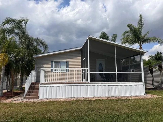 1307 Silver Lakes Blvd, Naples, Florida 34114