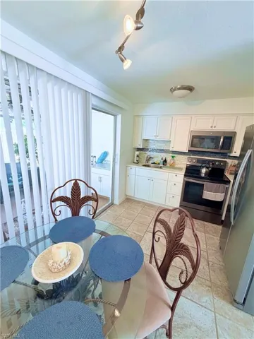 1781 Smugglers Cv, Naples, Florida 34112