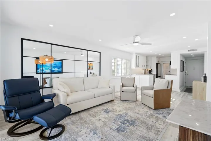 1300 Gulf Shore Blvd N 703, Naples, Florida 34102