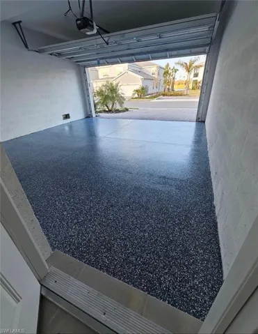 2 car w/ Epoxy Floors