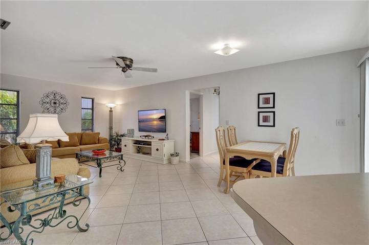 Large, Sunny Great Room!