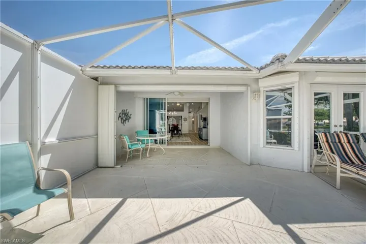677  Captn Kate  CT, Naples, FL 34110