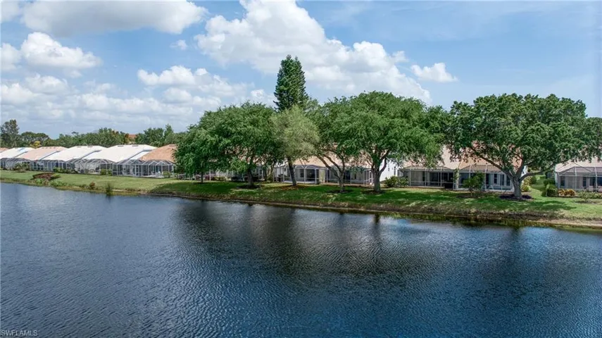 677  Captn Kate  CT, Naples, FL 34110