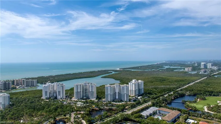 677  Captn Kate  CT, Naples, FL 34110