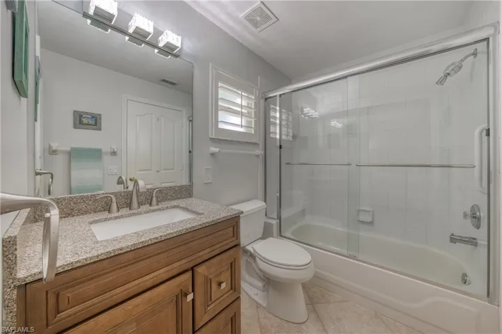 677  Captn Kate  CT, Naples, FL 34110