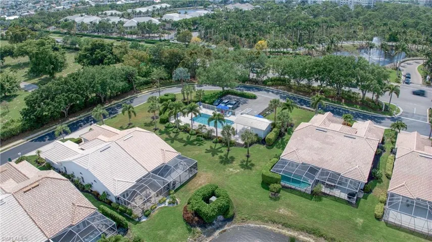 677  Captn Kate  CT, Naples, FL 34110
